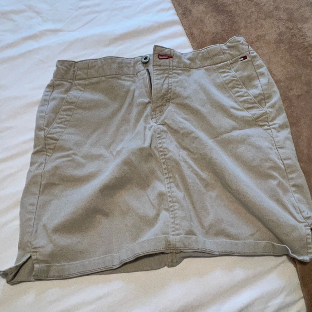 Tommy Hilfiger khaki skirt
